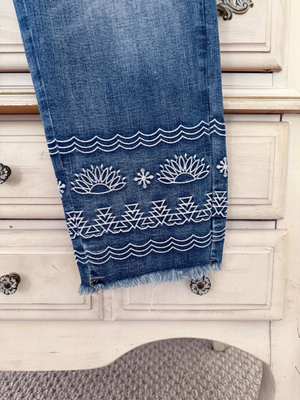 Boho Embroidered Cotton Jeans - Picture 3 of 4